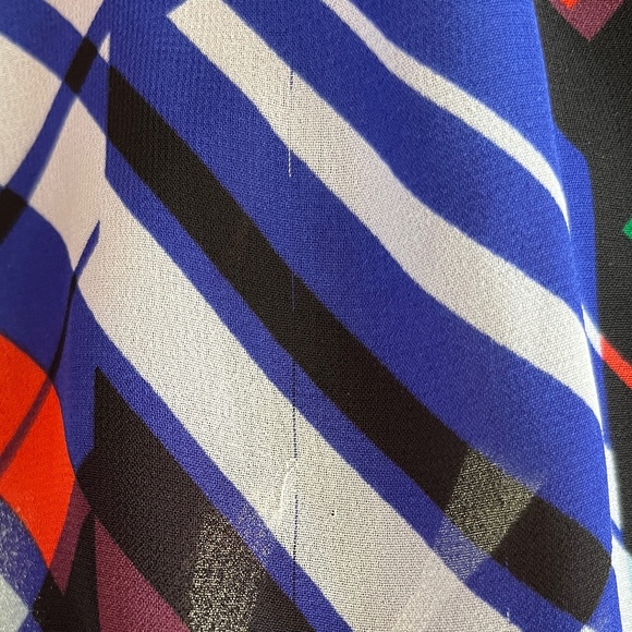 Vince Camuto Puffy Blouse - Picture 7 of 7